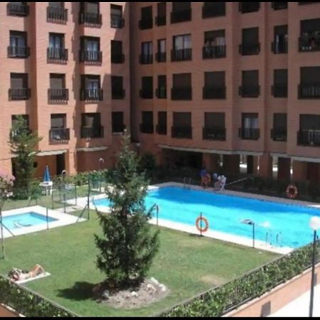 Samaniego Suite, Airport, Ifema Turistico Madrid Exterior photo